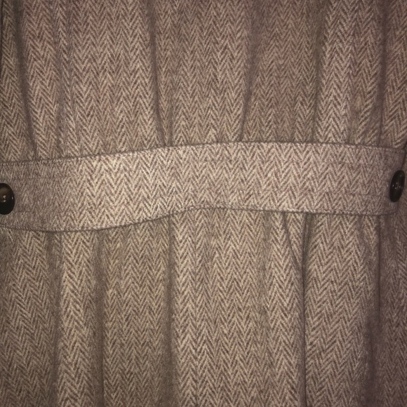 vintage herringbone pattern wool coat with rabbit or fox fur collar - Picture 10 of 11